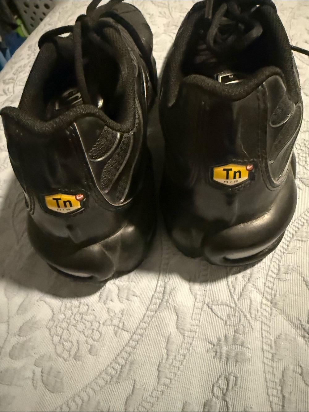 Men's 11.5 Nike Air Max Plus TN - Picture 2 of 8